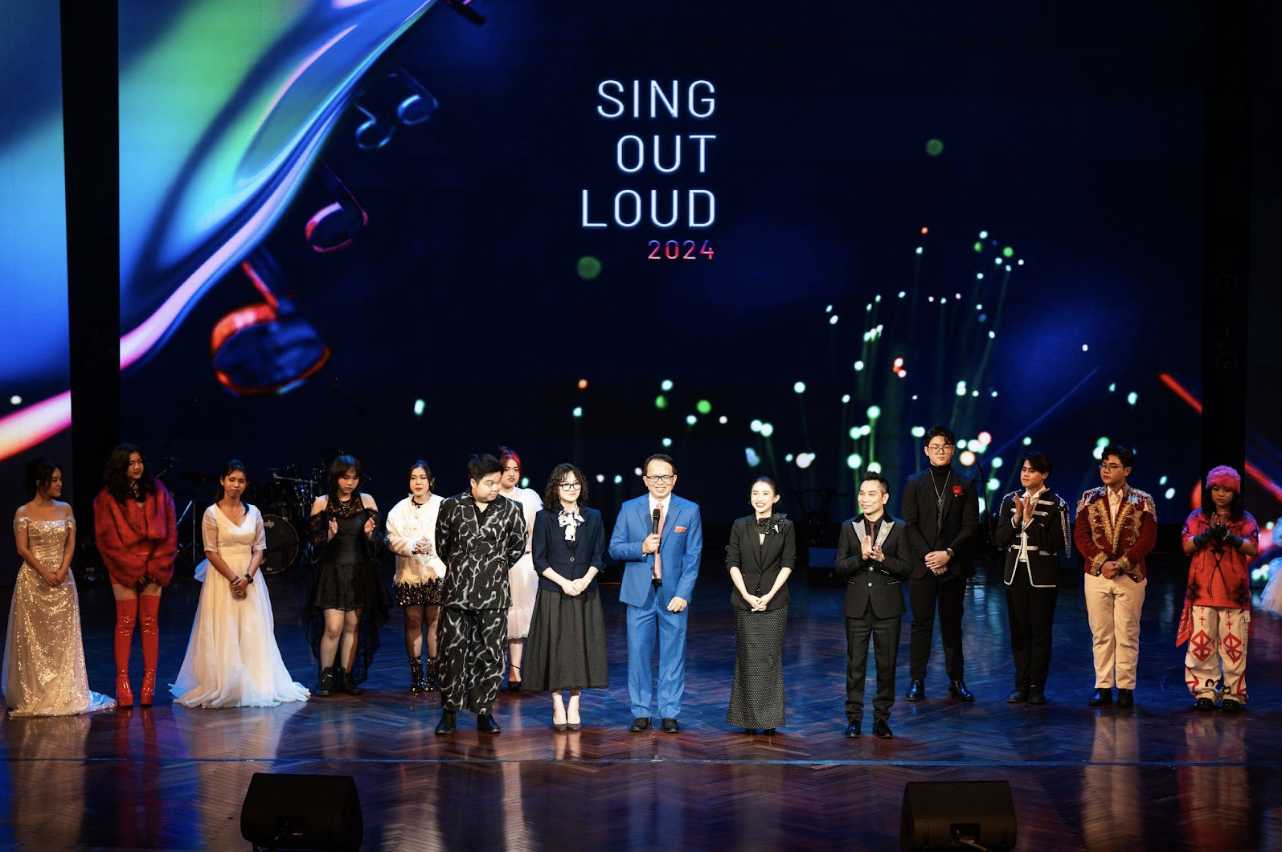 Dàn giám khảo chất lượng của Sing Out Loud 2024: TS. Hoàng Việt Hà - Giám đốc Swinburne Việt Nam, nhà báo Ngô Báo Lục, giảng viên thanh nhạc Nguyễn Hoàng Mỹ Ngọc, huấn luyện viên Trần Anh Đức và huấn luyện viên Hoàng Mỹ Linh.